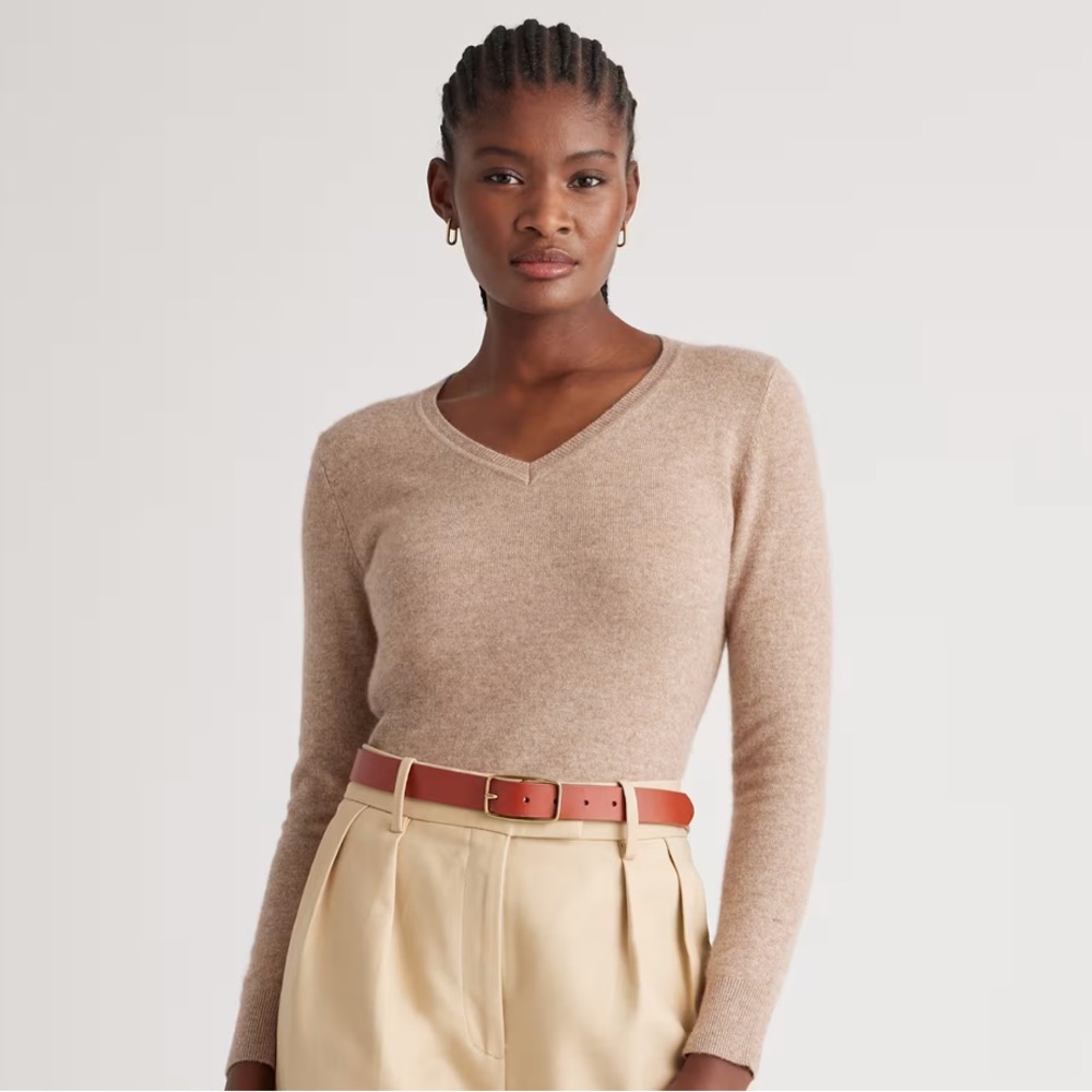 Quince Beige V-Neck Cashmere-Blend Sweater